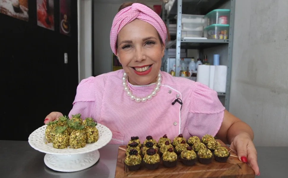 Imagem ilustrativa da imagem Brigadeiro de Pistache: aprenda a fazer em casa o doce da moda