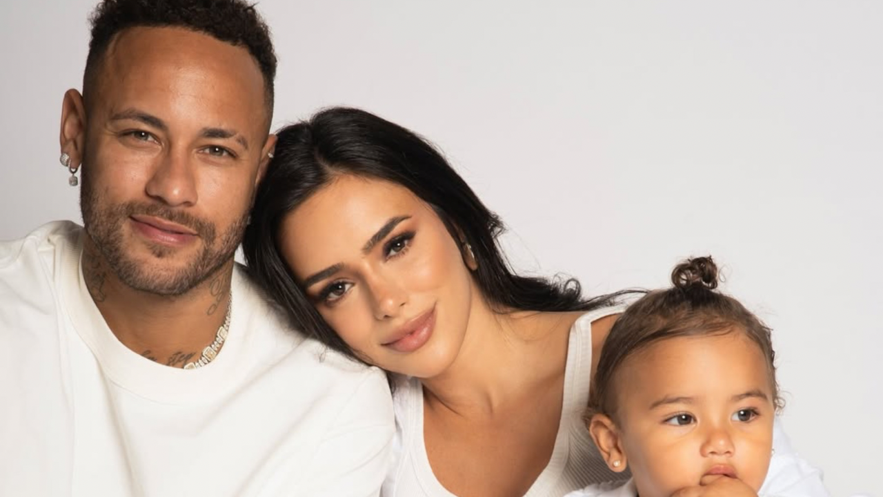 Imagem ilustrativa da imagem Bruna Biancardi revela casamento com Neymar