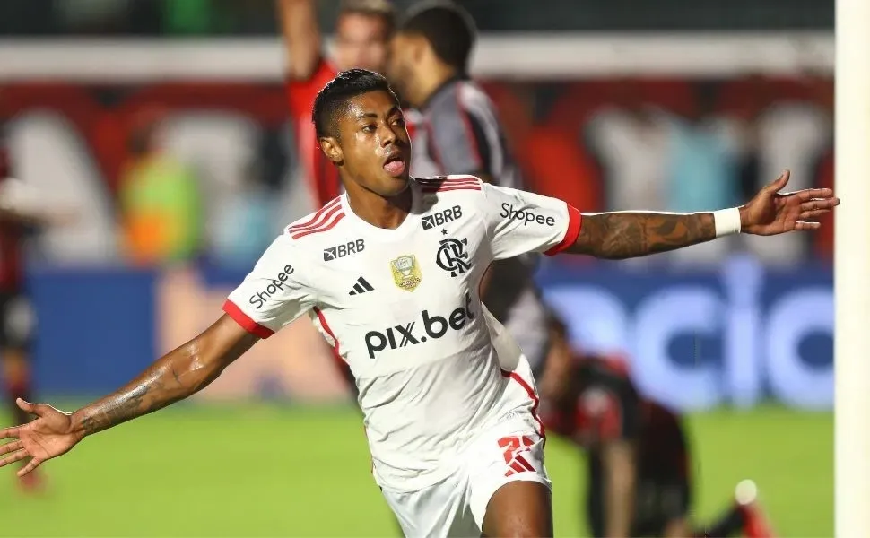 Imagem ilustrativa da imagem Bruno Henrique tenta arquivamento de processo, enquanto é convocado a depor no STJD