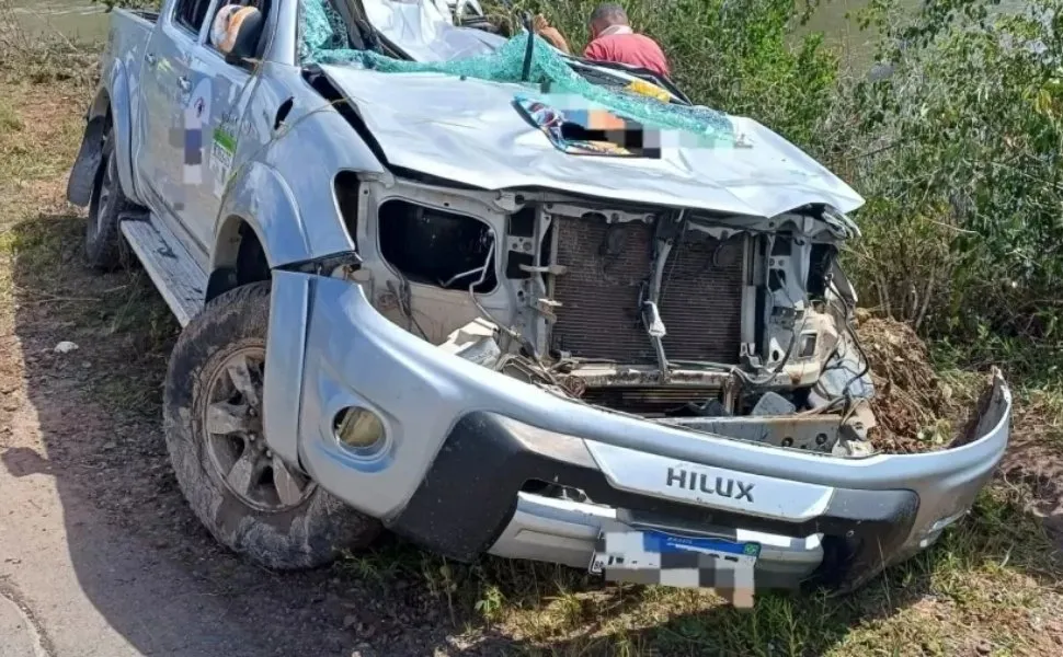 Imagem ilustrativa da imagem Casal francês morre em acidente após vinda para casamento do filho no Brasil