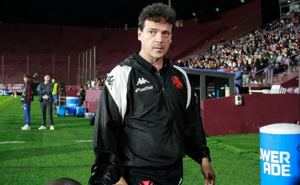 Imagem ilustrativa da imagem Com fala confiante, Fernando Diniz aposta na recuperação do Vasco