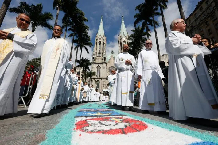 Imagem ilustrativa da imagem Corpus Christi é feriado no Brasil?