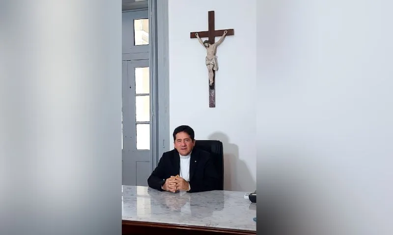 Imagem ilustrativa da imagem “Homem de escuta e pontes”: Dom Paulo Jackson comenta perfil de Leão 14