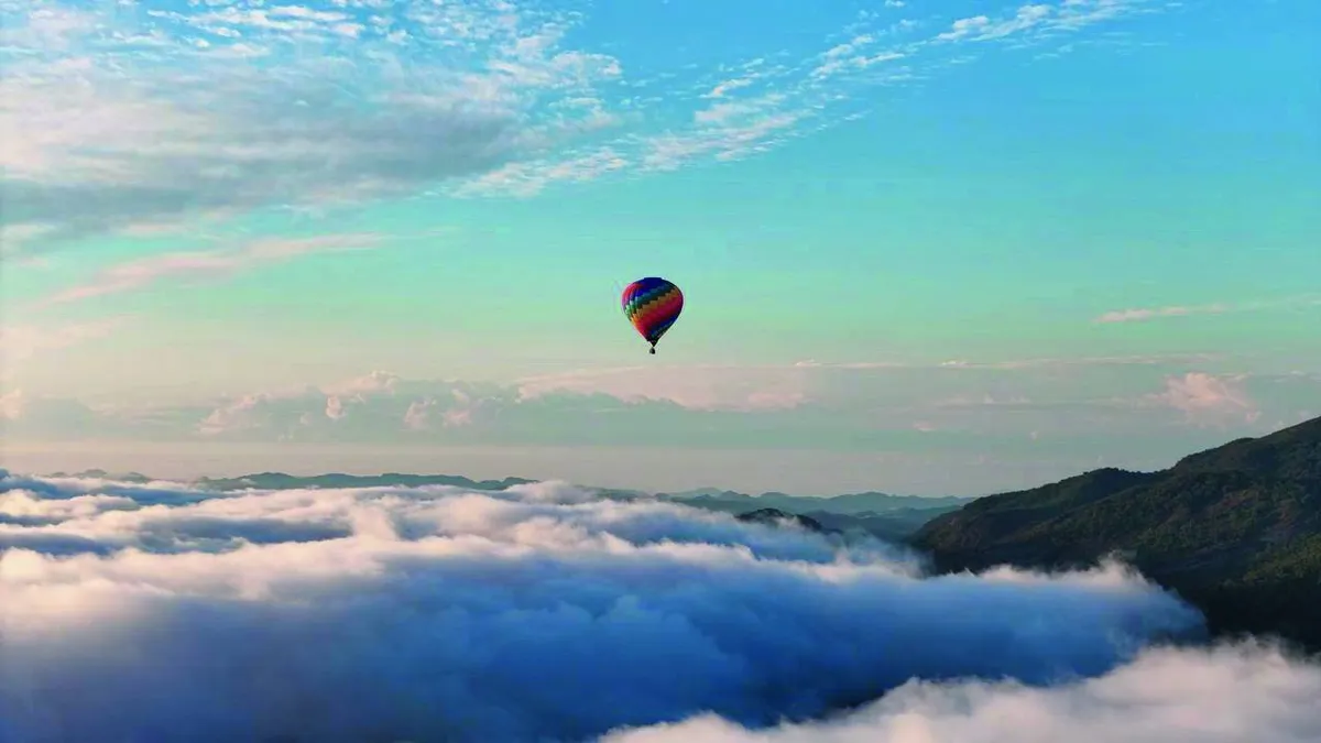 Imagem ilustrativa da imagem Mais de 300 voos de balão nas montanhas