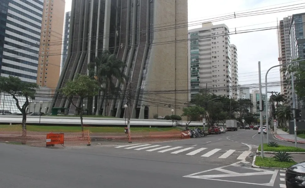 Imagem ilustrativa da imagem Mudanças no trânsito em Vitória: rua de acesso à Terceira Ponte vai ser mão dupla