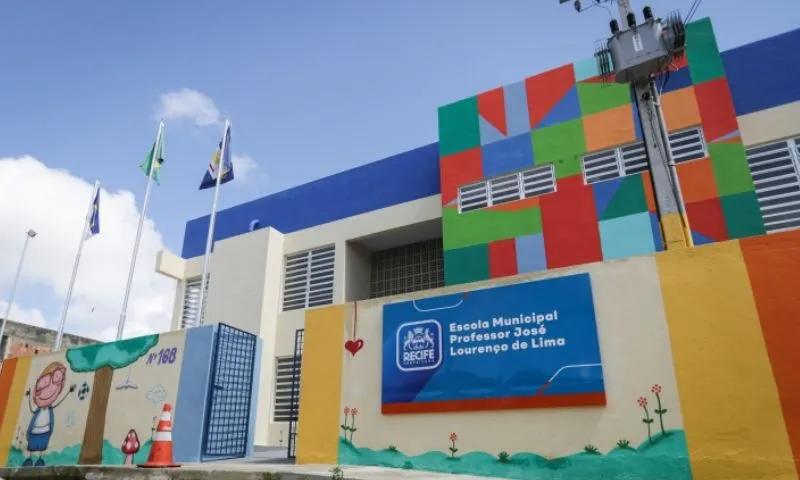 Imagem ilustrativa da imagem Recife volta ao estágio de Mobilização; aulas e serviços seguem normalmente