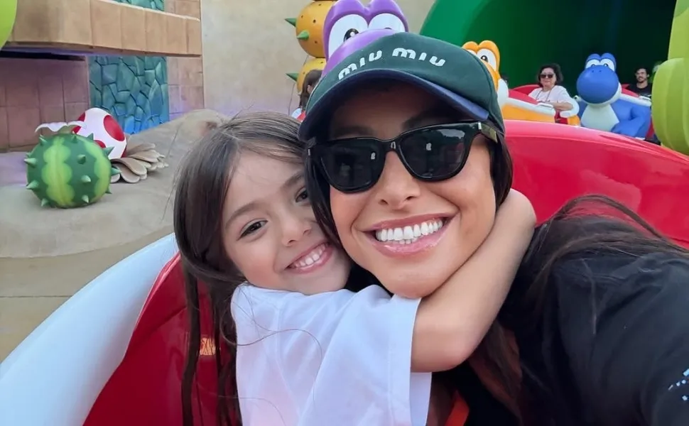 Imagem ilustrativa da imagem Sabrina Sato relembra como contou a filha que perdeu o bebê que esperava