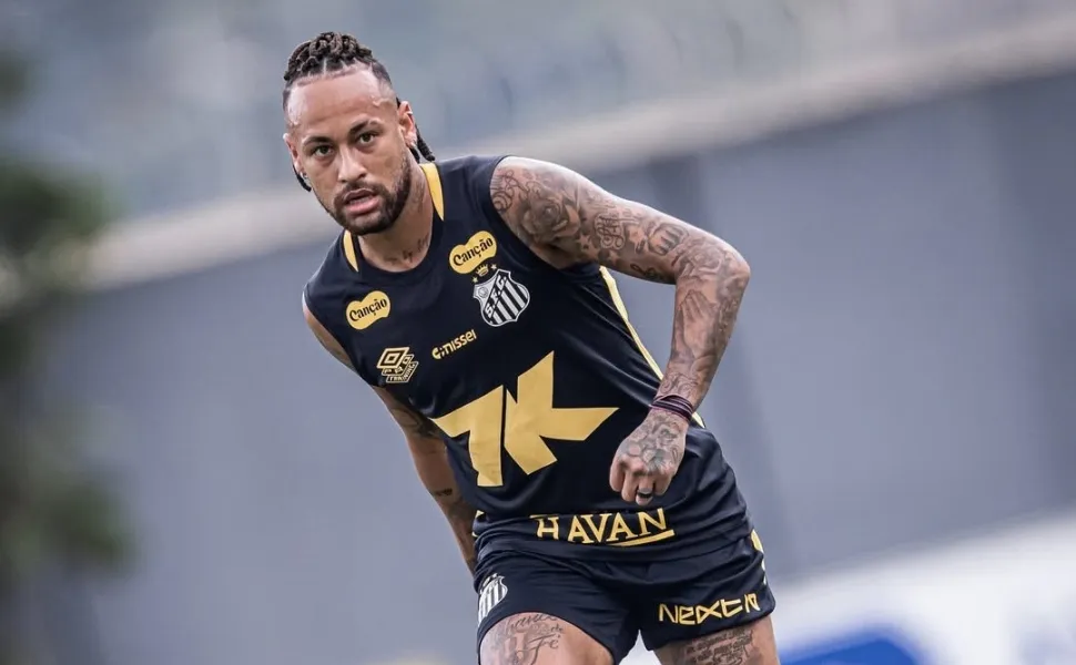 Imagem ilustrativa da imagem Santos tem conversas com Neymar para renovar até a Copa de 2026; veja detalhes