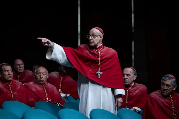 Imagem ilustrativa da imagem ‘Se assistiu ao filme Conclave sabe como se comportar’, disse irmão ao papa Leão XIV