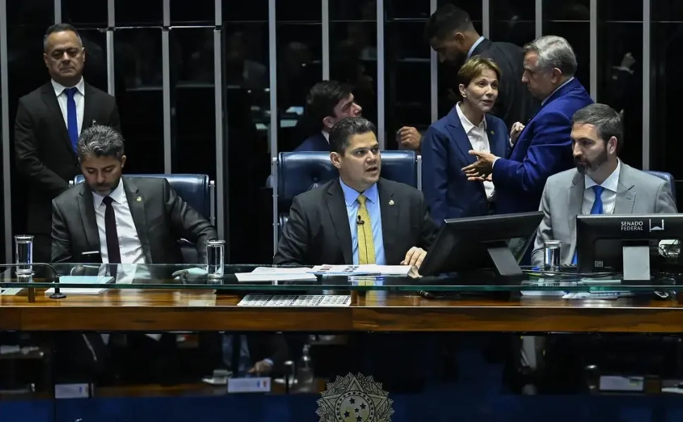 Imagem ilustrativa da imagem Senado aprova novo marco para o licenciamento ambiental no país