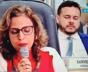 Imagem ilustrativa da imagem Com gritos e blindagem, Câmara de Olinda arquiva impeachment da prefeita Mirella