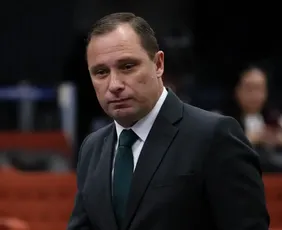 Imagem ilustrativa da imagem Mauro Cid é condenado a 2 anos em regime aberto, com benefício por delação premiada