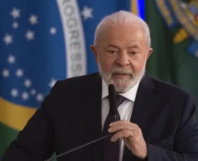Imagem ilustrativa da imagem Lula assina decretos com novas regras para redes sociais e fiscalização de big tech
