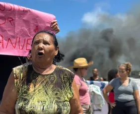 Imagem ilustrativa da imagem Protesto em Noronha cobra justiça e mudanças na gestão da ilha