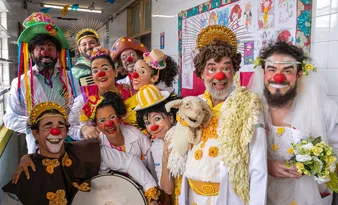 Imagem ilustrativa da imagem Doutores da Alegria encerram programação junina no Hospital Barão de Lucena