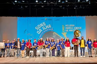 Imagem ilustrativa da imagem 300 alunos de escolas públicas se apresentam em festival de música