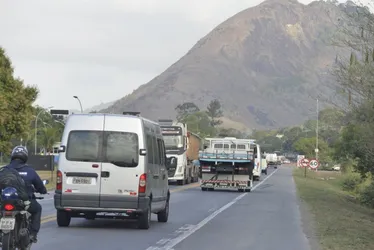 Imagem ilustrativa da imagem BR-101 vai ter 4 mil empregos todo ano e 84 km duplicados até 2028