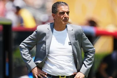 Imagem ilustrativa da imagem Botafogo anuncia saída de Renato Paiva após eliminação no Mundial de Clubes