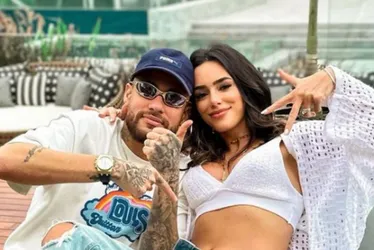 Imagem ilustrativa da imagem Bruna Biancardi revela que se casou com Neymar no civil