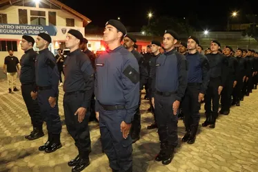 Imagem ilustrativa da imagem Cariacica anuncia reajuste salarial de 45% para Guardas e Agentes de Trânsito