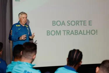 Imagem ilustrativa da imagem Como foi e o que disse Ancelotti na primeira reunião com os jogadores