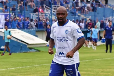 Imagem ilustrativa da imagem Copa Espírito Santo: choque dos líderes Porto e Vitória no Kleber Andrade