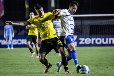 Imagem ilustrativa da imagem Defensa y Justicia vence o Cruzeiro pela Vitória Cup