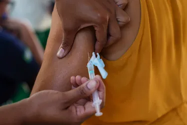 Imagem ilustrativa da imagem Dia D: Vitória aplica mais de 2600 doses de vacina da gripe