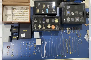 Imagem ilustrativa da imagem Ex-funcionária é investigada por desviar mais de R$ 1 milhão de empresa no ES
