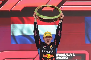 Imagem ilustrativa da imagem F1: Emerson Fittipaldi aponta semelhança entre Senna e Verstappen e se derrete por Alonso