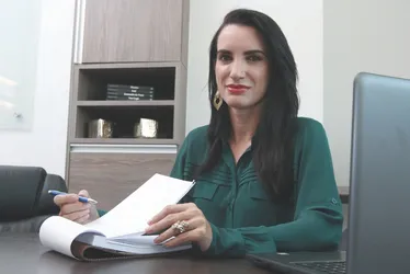 Imagem ilustrativa da imagem Faltam mesas: retomada do trabalho presencial exige a expansão dos escritórios