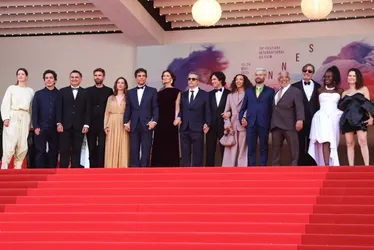 Imagem ilustrativa da imagem Filme brasileiro 'O Agente Secreto' é aplaudido de pé em Cannes após exibição