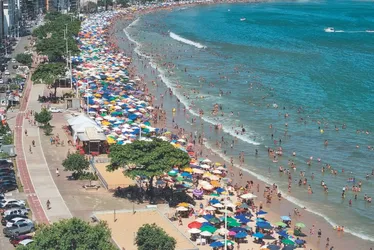 Imagem ilustrativa da imagem Guarapari estuda regras para ônibus de turismo que chegam a cidade