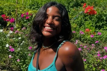 Imagem ilustrativa da imagem Guia deixou Juliana sentada em trilha na Indonésia e se afastou para fumar, diz pai