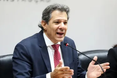 Imagem ilustrativa da imagem Haddad anuncia recuo em alíquotas de IOF e fim da isenção de LCIs e LCAs