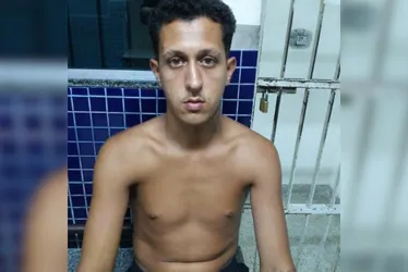 Imagem ilustrativa da imagem Pai é preso por matar homem que enviou fotos íntimas para sua filha