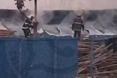 Imagem ilustrativa da imagem Incêndio destrói fábrica de produtos agrícolas no Sul do ES
