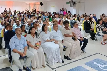Imagem ilustrativa da imagem Instituição promove casamento coletivo para moradores de comunidades do Recife