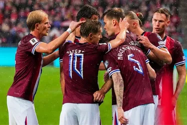 Imagem ilustrativa da imagem Itália é humilhada pela Noruega em estreia nas Eliminatórias da Copa
