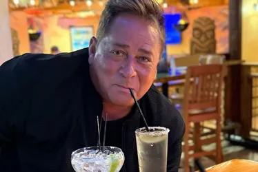 Imagem ilustrativa da imagem Leonardo ironiza críticas por suposto show alcoolizado: 'Prometi não beber'