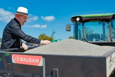Imagem ilustrativa da imagem Lula lança programa para recuperar solo de agricultores familiares