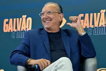 Imagem ilustrativa da imagem Galvão Bueno é internado com pneumonia; neta atualiza estado de saúde