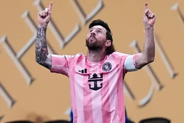 Imagem ilustrativa da imagem Messi vira para o Inter Miami e abre caminho para vaga ao lado do Palmeiras