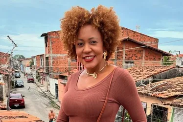 Imagem ilustrativa da imagem Morre cantora Alessandra Santos, representante da seresta, aos 46 anos