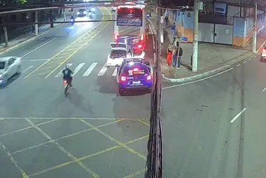 Imagem ilustrativa da imagem Motorista de ônibus escolar é autuado por dirigir embriagado em Vitória