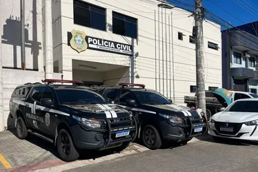 Imagem ilustrativa da imagem Mulher é presa em Guarapari suspeita de aplicar golpes com venda de terrenos
