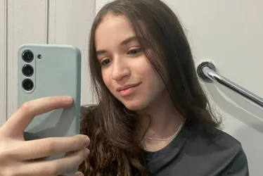 Imagem ilustrativa da imagem 'Não foi só inveja, foi feminicídio', diz família de menina morta em escola