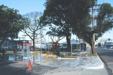 Imagem ilustrativa da imagem Nova Praça de Jucutuquara é entregue em Vitória