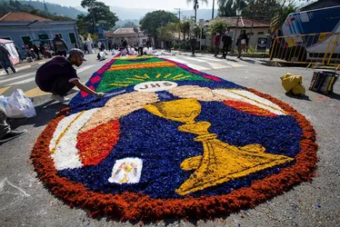 Imagem ilustrativa da imagem O que significam os tapetes de Corpus Christi?