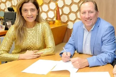 Imagem ilustrativa da imagem Palmeiras e Botafogo decidem vaga no Mundial em clima menos bélico e com Leila e Textor em paz